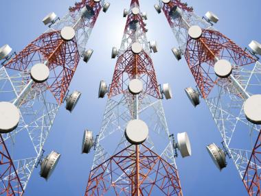 Съдът сложи на пауза спорното придобиване на кулите на „Булсатком“