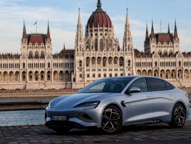 Китайският конкурент на Tesla избра Унгария за първия си завод за електромобили