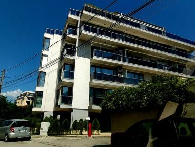 Вечерни новини: Жп линия свързва Русе с румънско летище; Въздух за жилищния пазар в Европа