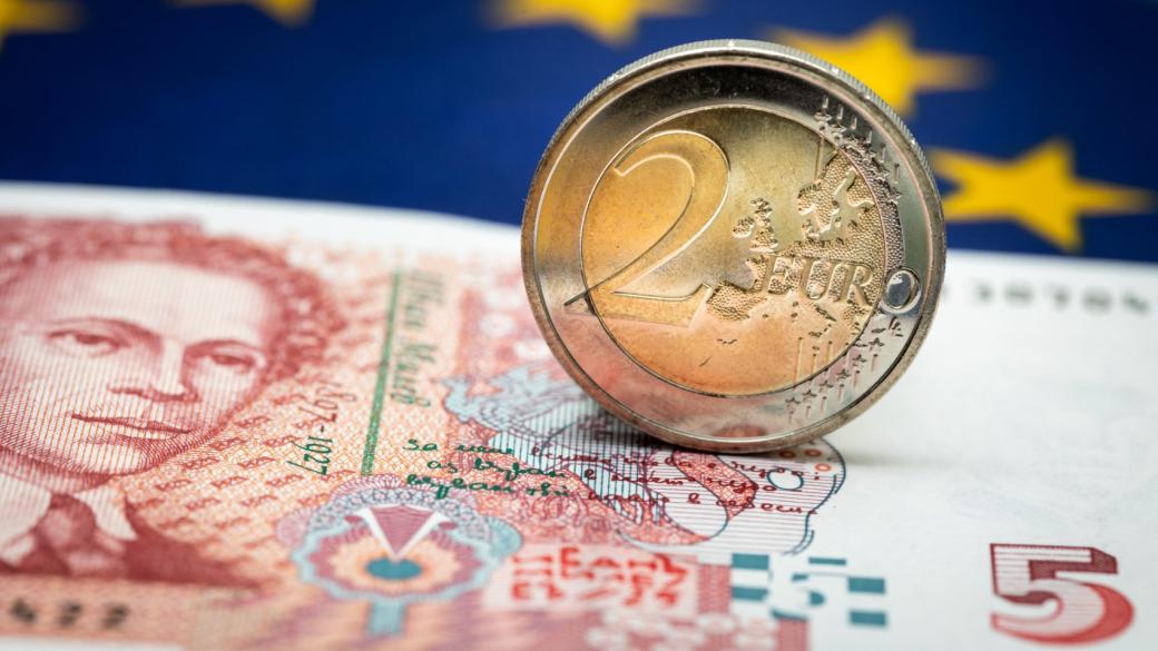 България опасно бавно доближава допустимата инфлация за еврозоната (графики)