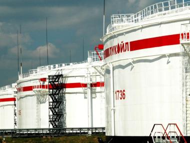 От началото на годината „Лукойл“ е спрял доставките на руски петрол за България