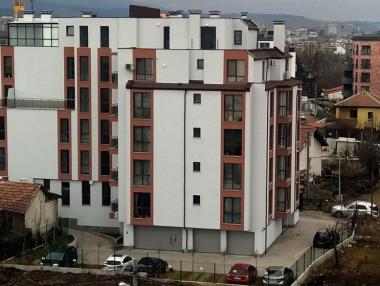 Лихвите по жилищните кредити в България остават на дъното