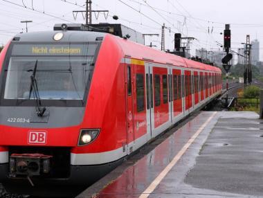 БДЖ ще плати 30 млн. лв. за 76 употребявани вагона от Deutsche Bahn