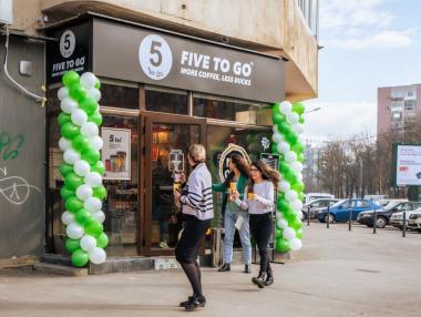 Румънският гигант „5 to go“ отваря първите си кафенета в България