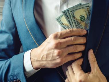 Как да плащаме на чиновниците?