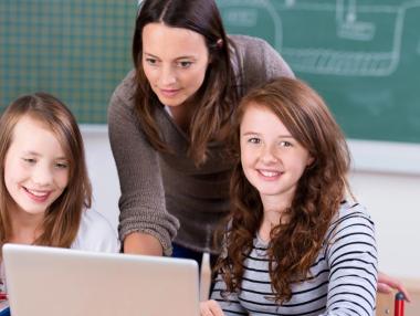 Да те изпитва AI: Как българска платформа променя образованието