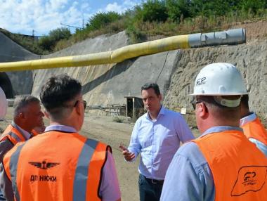 На изпроводяк (може би): Гвоздейков предлага нов закон за големите инфраструктурни проекти