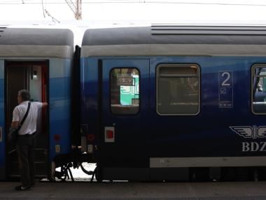 Вагоните втора ръка влизат в състава на бързия влак „Чайка“