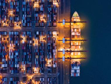 Българският износ изостава с 6% на полугодието