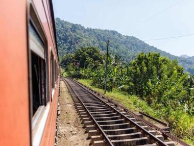 „Парти влакове“: Къде в Европа може да се качите на такива?