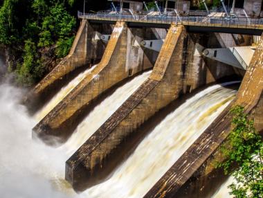 „План Б“ за най-големия румънски ПАВЕЦ