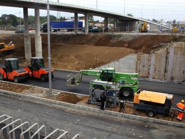 Пътищата на България са в капана на жалби, отлагане и „поправителни“