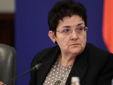 Задават ли се по-високи данъци и осигуровки в България догодина?