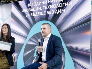 „Филип Морис Интернешънъл“ отбеляза 10 години от пускането на първия IQOS