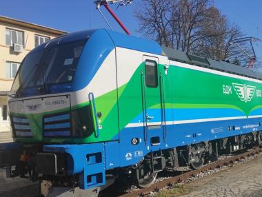 БДЖ пуска в движение нов локомотив „Смартрон“