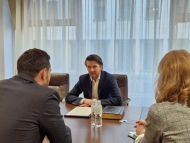 Нов министър, ново обещание за туристически гаранционен фонд