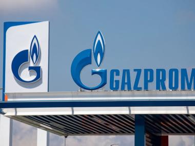 Собственикът на бензиностанции Gazprom мисли да напусне България