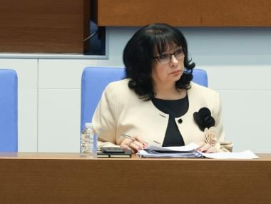„Експертите в МФ са в стрес“: Неразплатените разходи за 2024 г. скочиха до 4 млрд. лв.