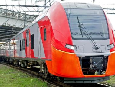 Караджов „спаси“ 35-те мотрисни влака с бюджетни пари