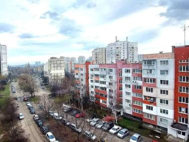 Ръст в цените и неспиращ интерес: Какво се случва с панелните имоти?