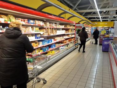 България е с по-свободен режим за алкохол и храна, но със затегнат държавен контрол върху цигарите