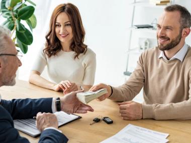 Българите привикват да живеят с кредит