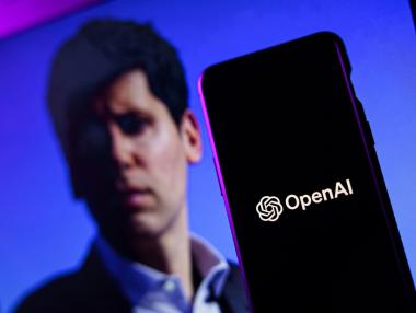 На ръба ли е AI манията? Според шефа на OpenAI има „балон“