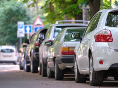 Подобрението в събираемостта на местните данъци се забавя