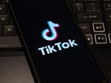 Бивш потенциален купувач на TikTok в САЩ разследва законността на сделката