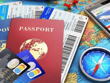 Бюджет 2026: Туроператорите ще се регистрират по ДДС с целия си оборот