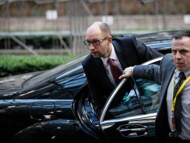 Яценюк плаши Москва със спиране на газотранзита към ЕС