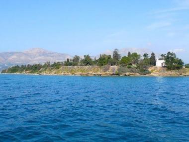 Гръцки остров в продажба за 15 млн. евро