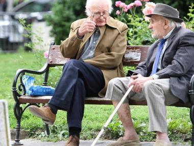 16% от пенсионерите в ЕС продължават да работят