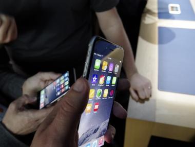 Американец заменя къща в Детройт за iPhone 6 Plus