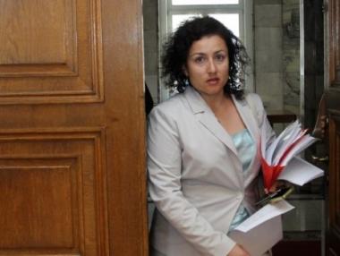 Десислава Танева очаква атаки заради интересите в земеделието