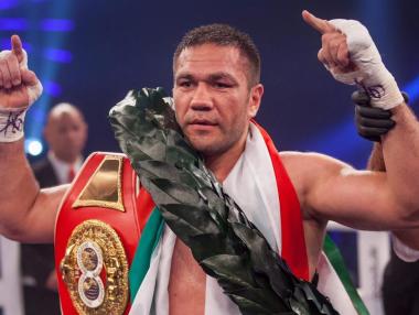 „Кличко се държи като момиче“