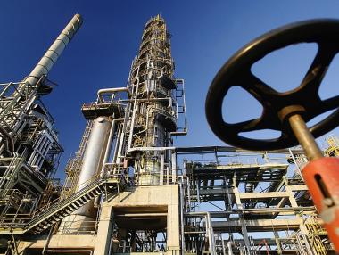 Нов спад на цените на петрола на световния пазар