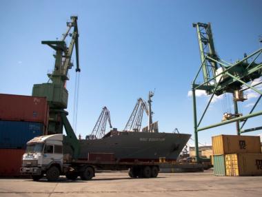 Износът за трети страни със спад от 7,1%