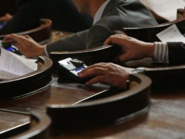 Гласуват окончателно бюджет 2015