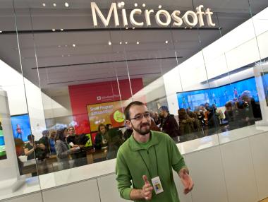 Microsoft представи Windows 10 OS