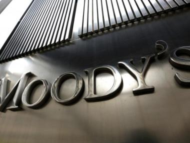 Moody’s свали кредитния рейтинг на Русия до BA1