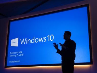 Днес започва разпространението на Windows 10