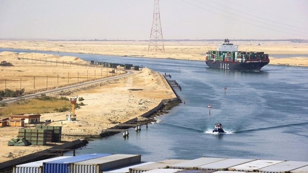 Египет строи 6 магистрали под Суецкия канал