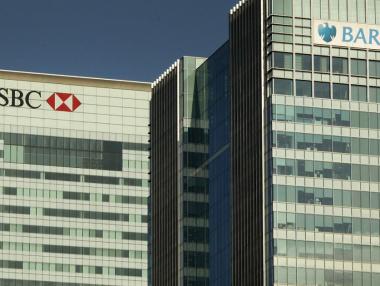 Швейцария разследва седем банки за картел