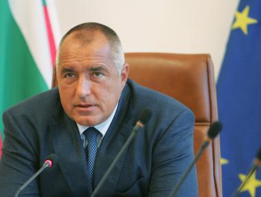 Борисов обеща коледни добавки за пенсионерите