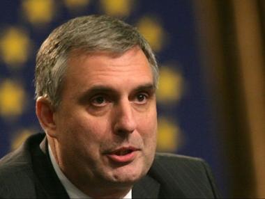 След две седмици стават ясни коледните добавки