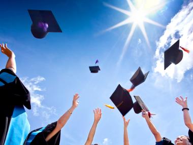 Водещи бизнес университети гостуват в София