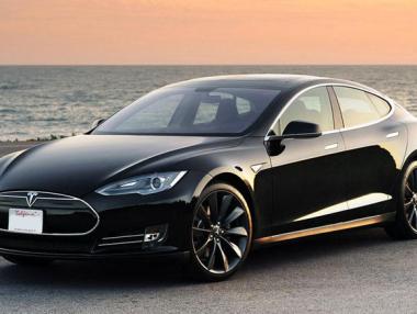 В България има поне 15 автомобила Tesla