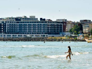 Хотелите вдигат цените с 50%