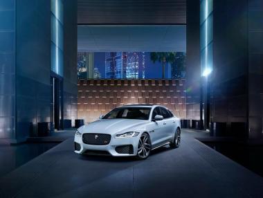 Jaguar XF с приз „Седан на годината“